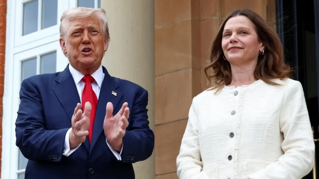 Chris Mason: Trump visit provides Starmer with invaluable access 3 hours ago